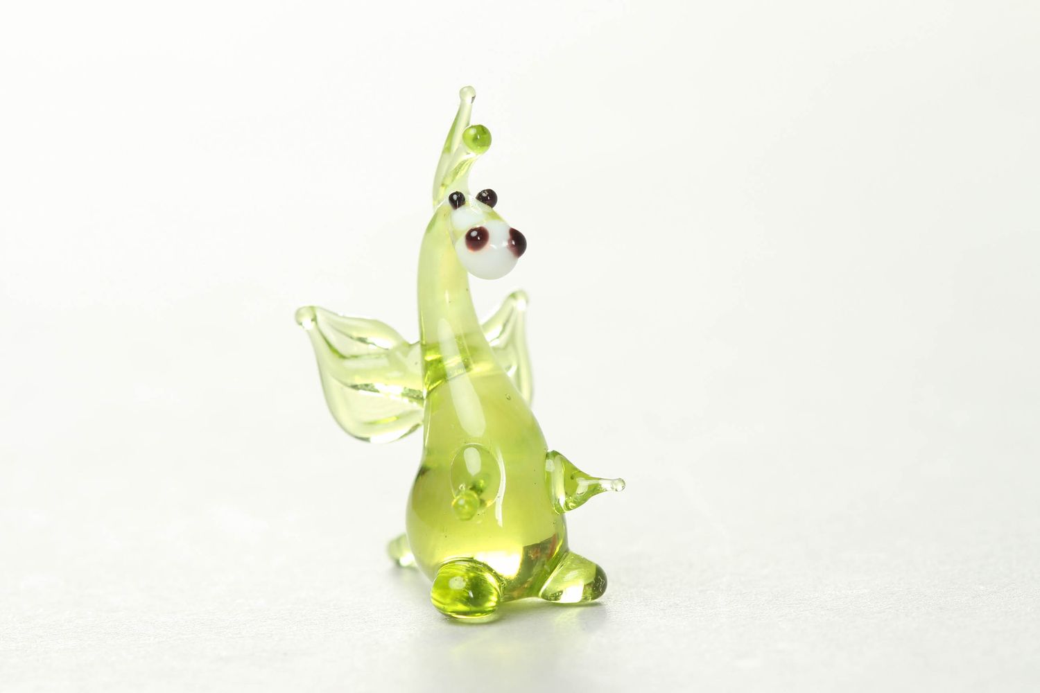 Figura artesanal de vidrio Dragón verde foto 1