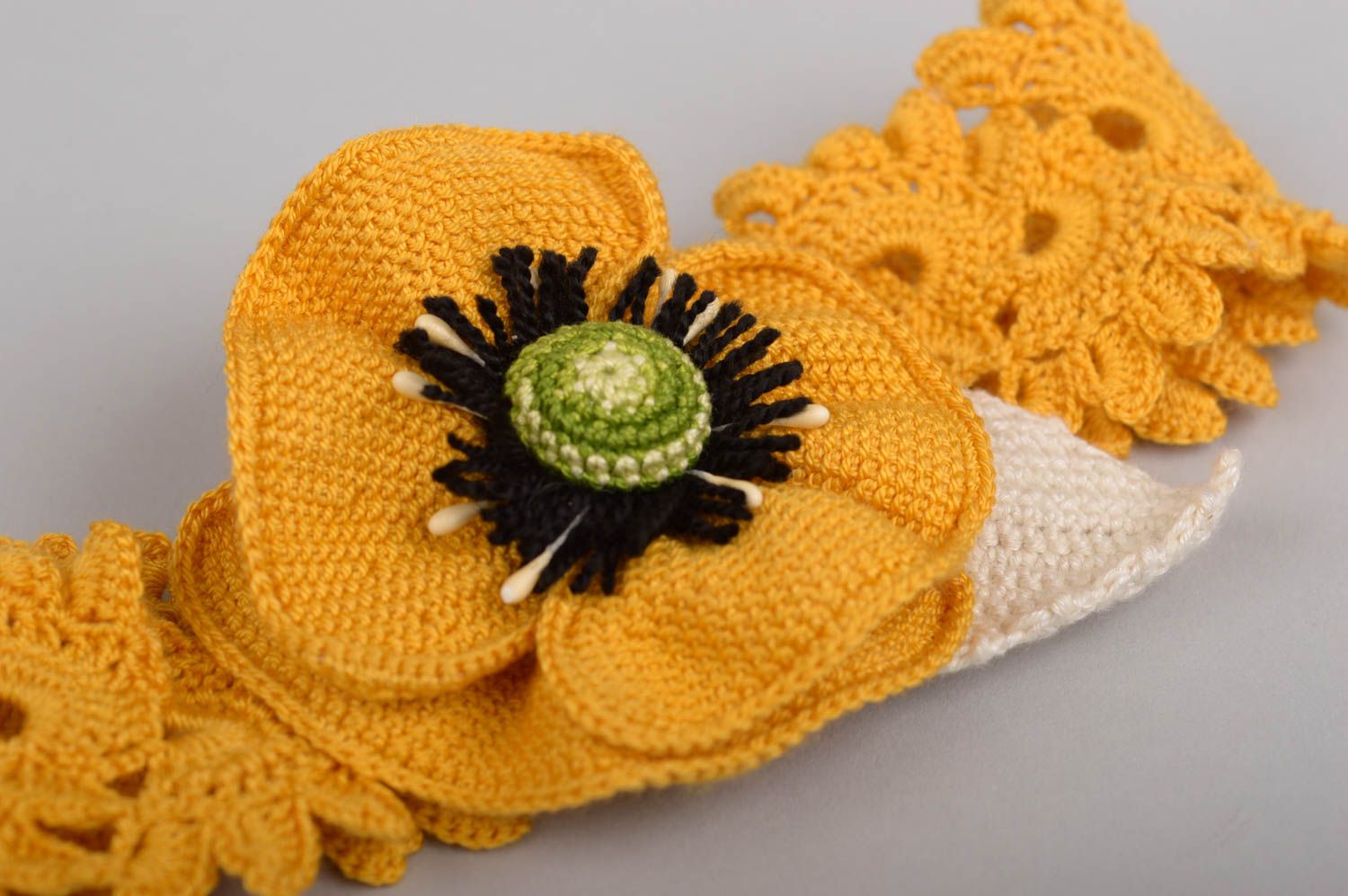 Bandeau cheveux Accessoire enfant fait main tricot fleur jaune Cadeau fille photo 1
