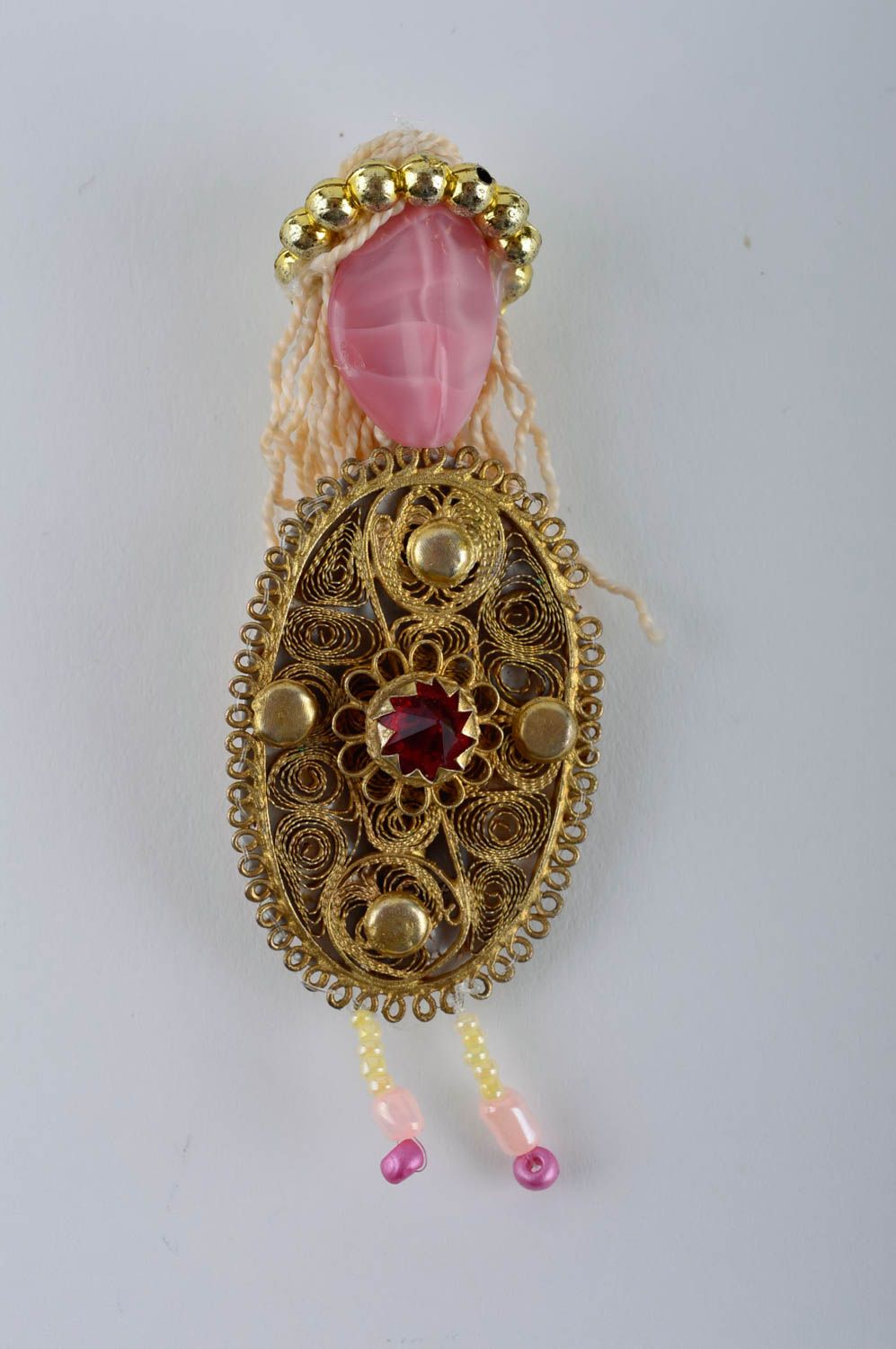 Llavero artesanal original accesorio para llaves regalo original niña rubia foto 2