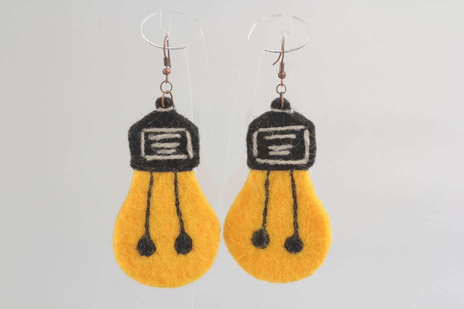 Earrings made ​​of wool and felt photo 5