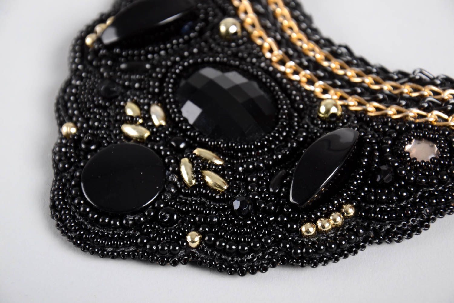 Glasperlen Schmuck handmade Damen Collier Geschenk für Frauen schwarz mit Ketten foto 3