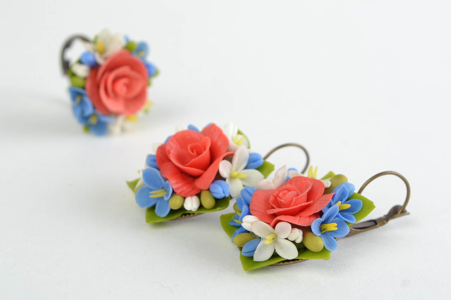Beautiful homemade cold porcelain jewelry set 2 pieces flower earrings and ring photo 4