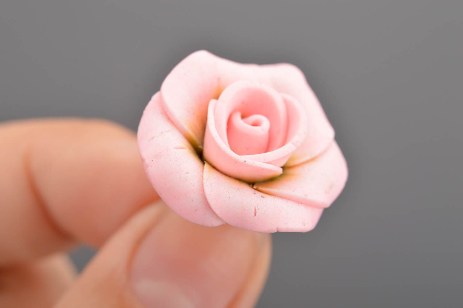 Handmade designer polymer clay floral stud earrings tender pink roses photo 2