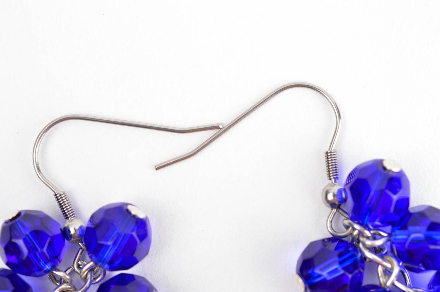 Серьги ручной работы модные серьги синие гроздья длинные сережки из стекла фото 4