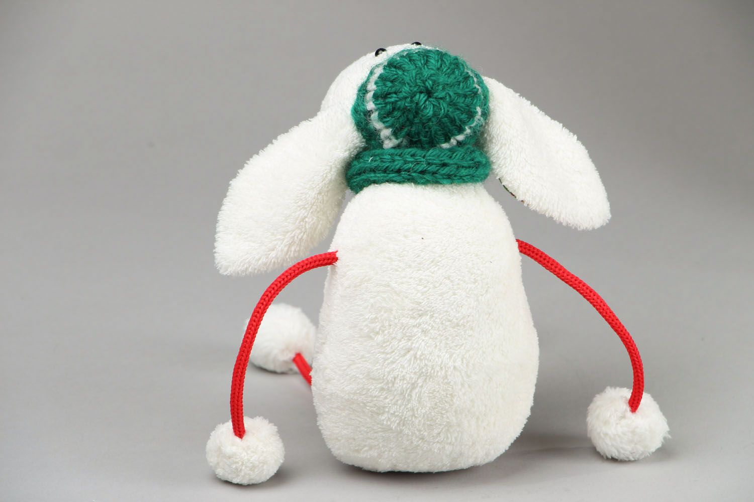 Текстильная игрушка в виде овечки фото 3