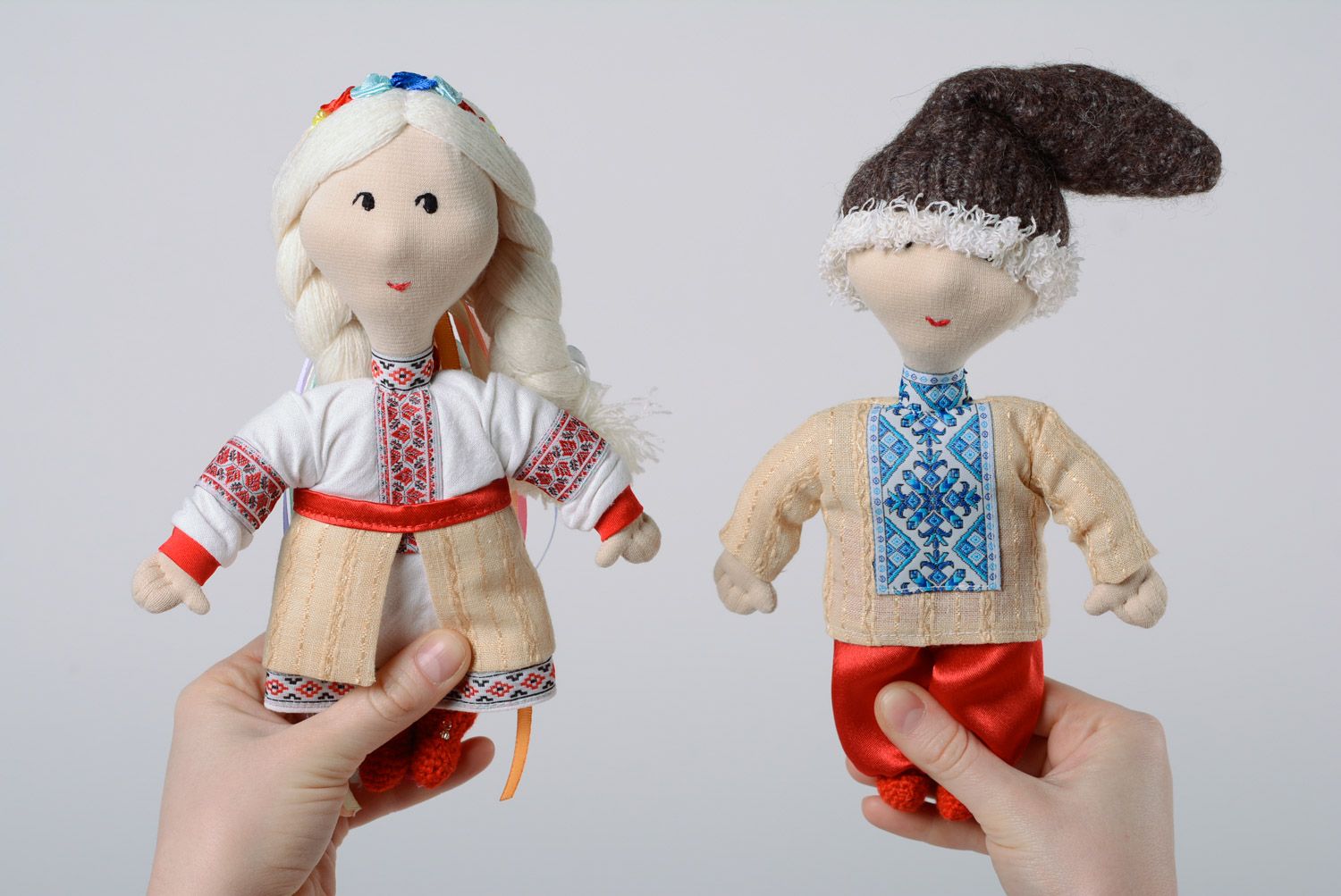 Handmade soft toys sewn of natural fabrics in Ukrainian costumes 2 items photo 1