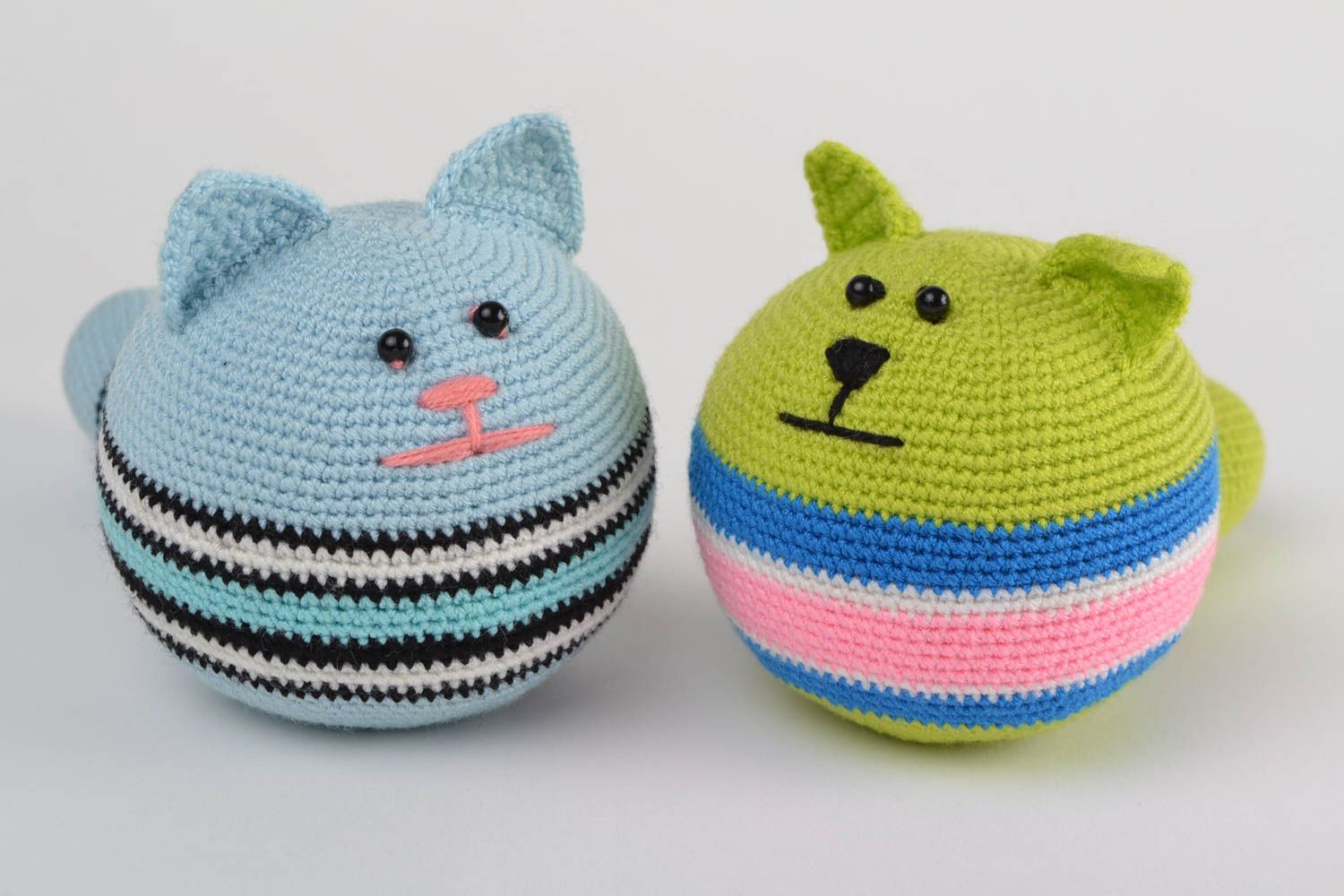 Set of 2 handmade anti-stress soft toys crocheted of acrylic threads cats photo 1