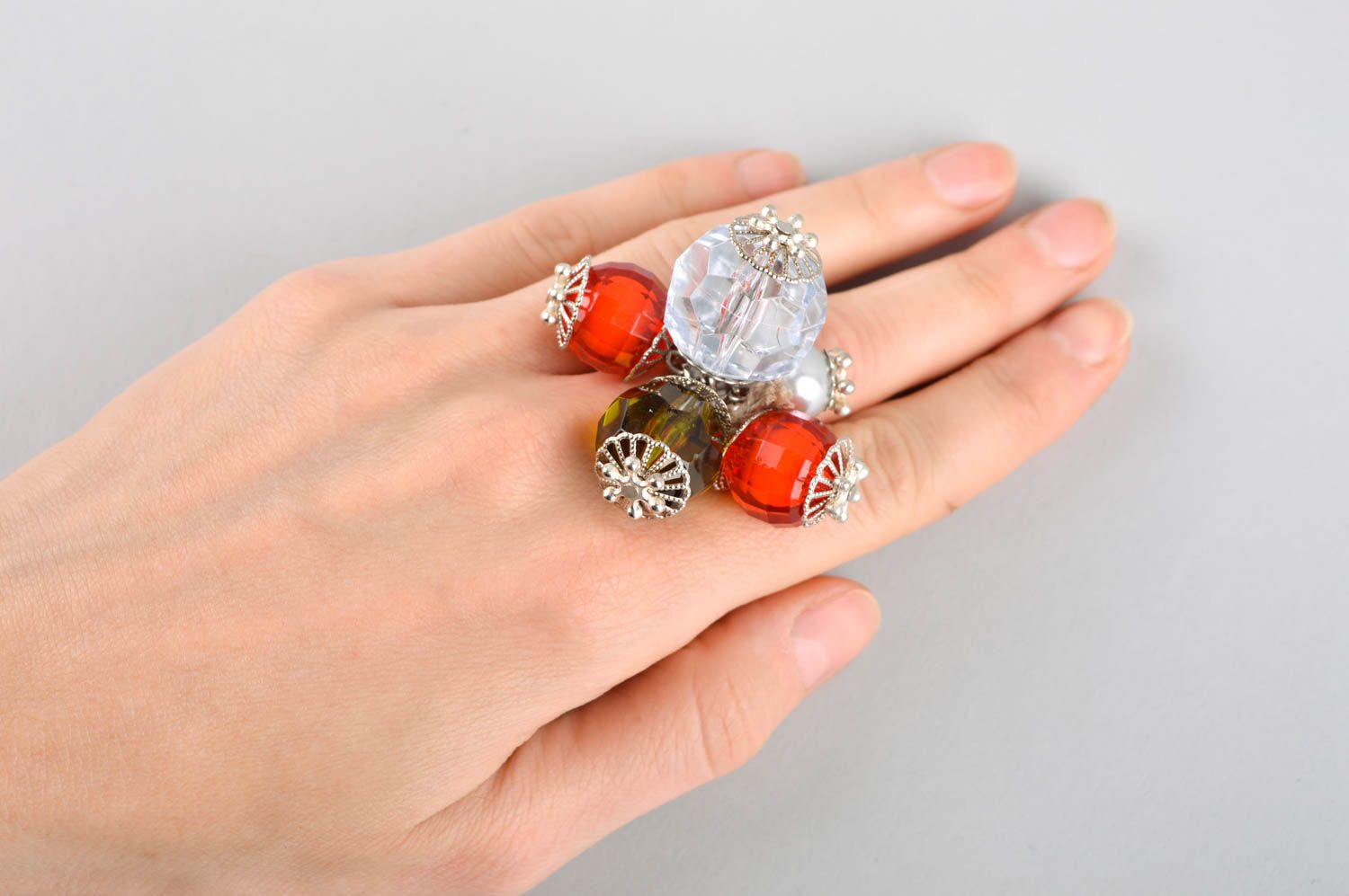 Кольцо из бусин кольцо ручной работы модное кольцо стильное необычное массивное фото 5