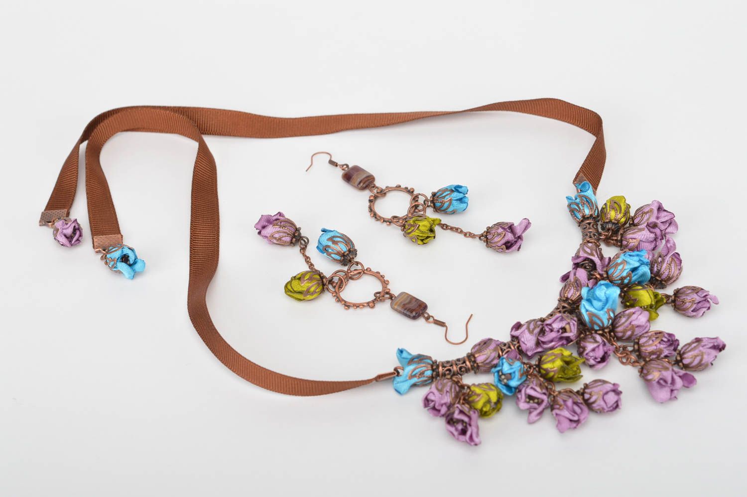 Set di orecchini e collana fatto a mano kit di accessori in stile etnico
 foto 2