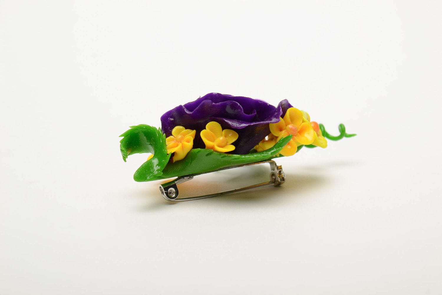 Polymer clay brooch in the shape of violet flower photo 3
