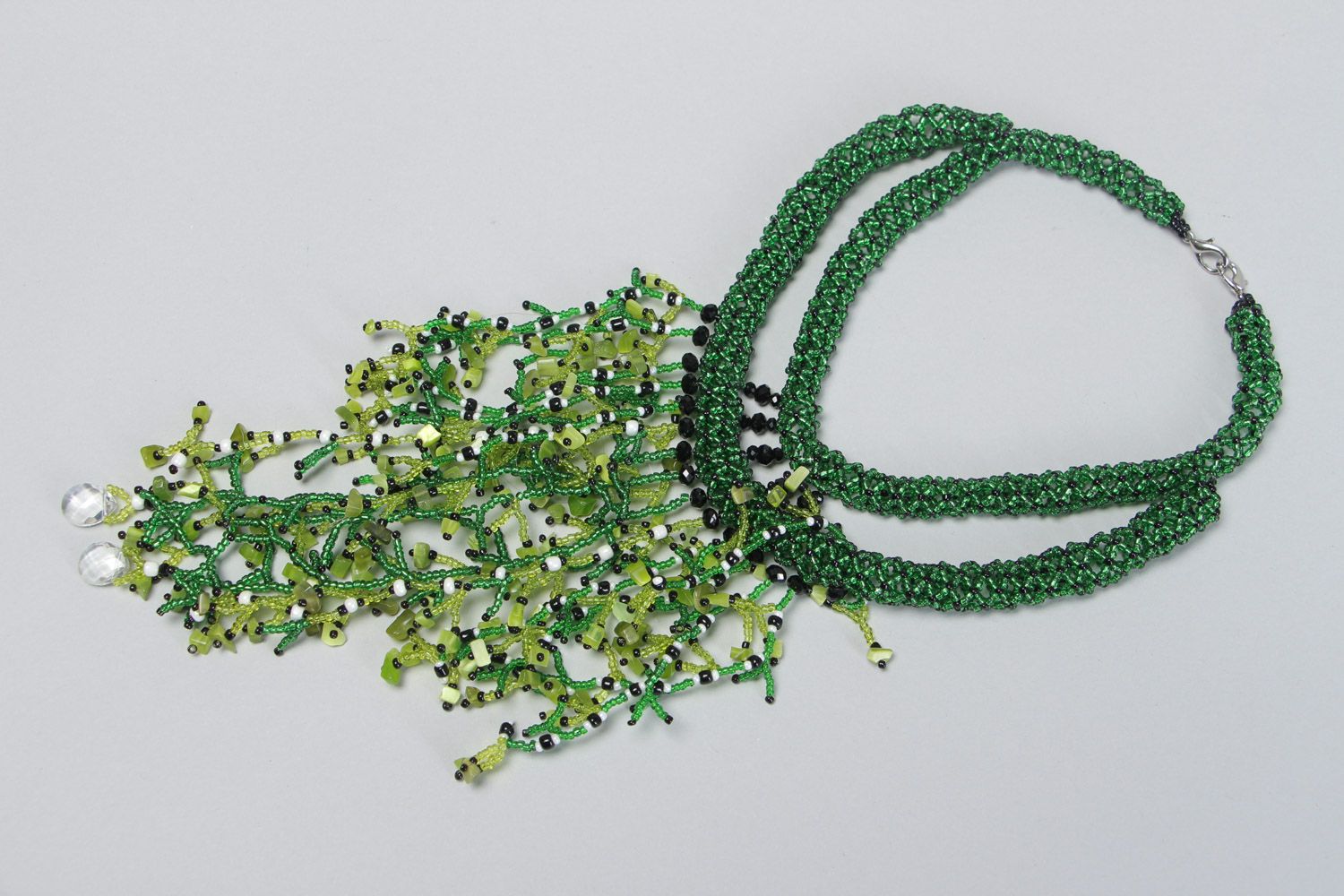 Handmade beaded necklace with natural cat's eye stone in green color palette photo 2