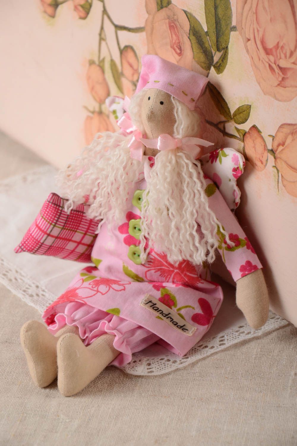 Ange en tissu fait main en coton rose jouet de créateur original pour enfant photo 1