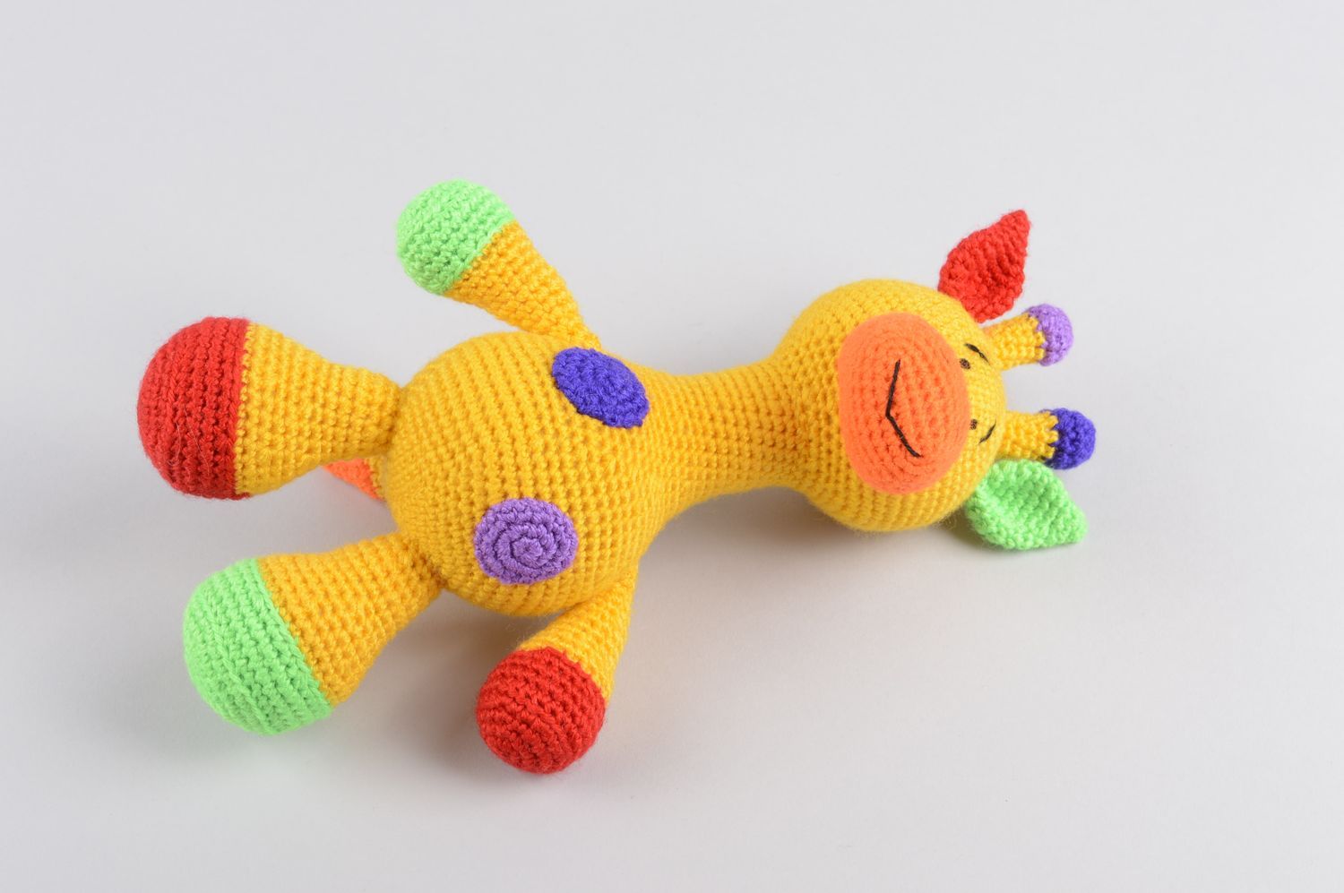 Мягкая игрушка ручной работы игрушка жираф желтый вязаная игрушка из акрила фото 2