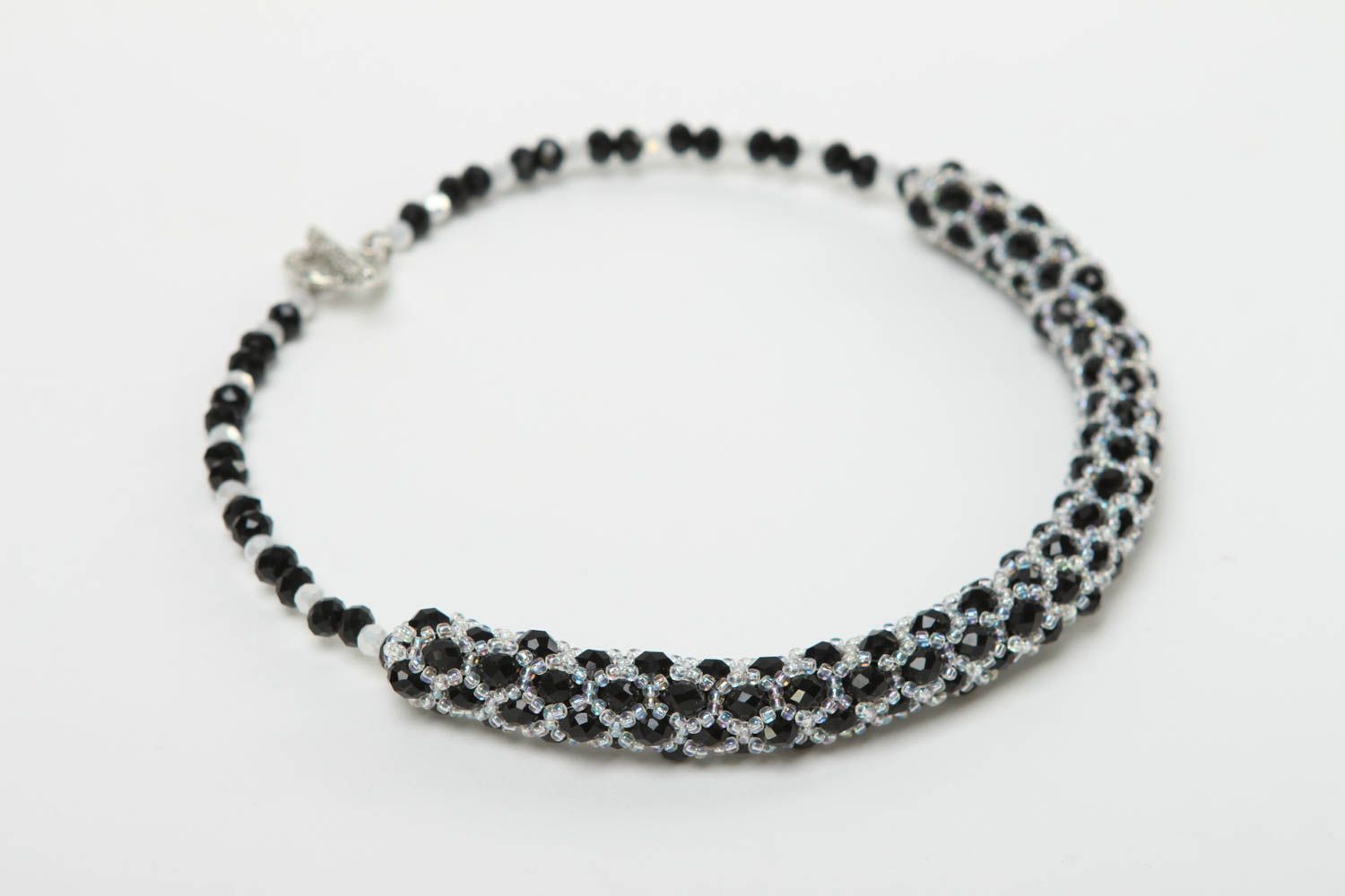 Collier design Bijou fait main en perles de rocaille cadeau Accessoire femme photo 2