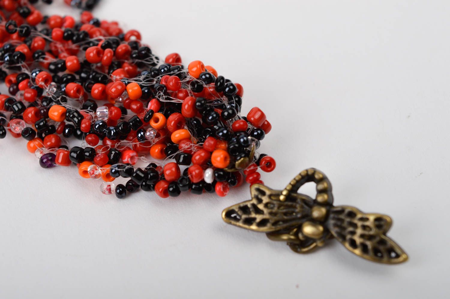 Bracelet mode rouge-noir Bijou fait main en perles de rocaille Cadeau pour femme photo 5