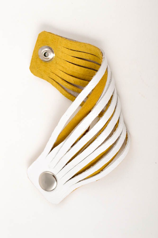 Handmade Leder Armband Designer Schmuck Accessoire für Frauen breit gelb weiß foto 3