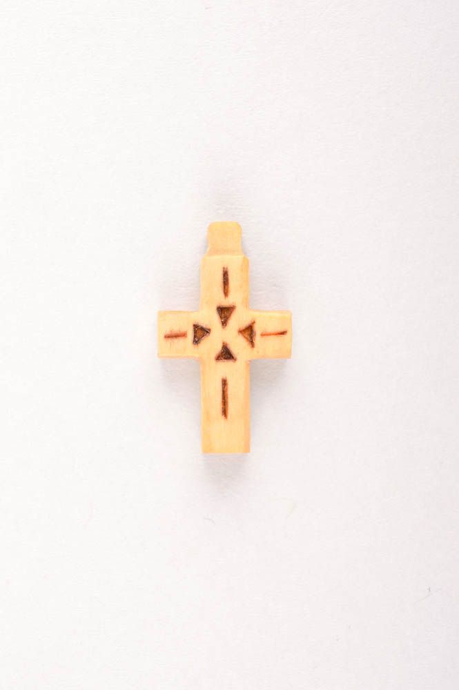 Нательный крестик ручной работы крест без распятия деревянный крестик из самшита фото 2