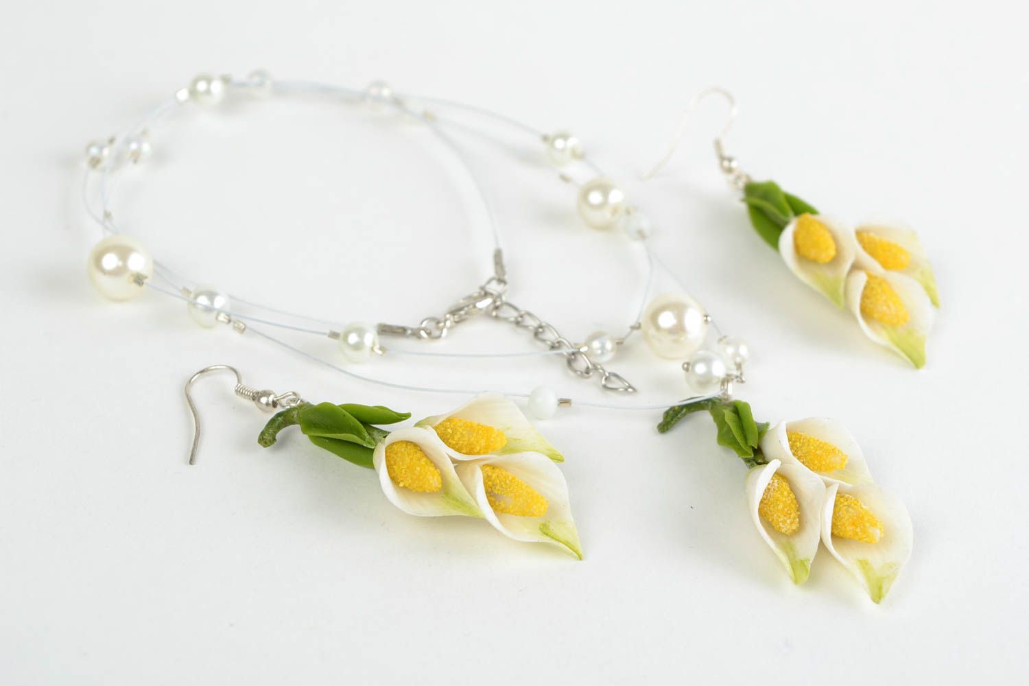 Set of handmade cold porcelain jewelry with flowers earrings and necklace photo 3