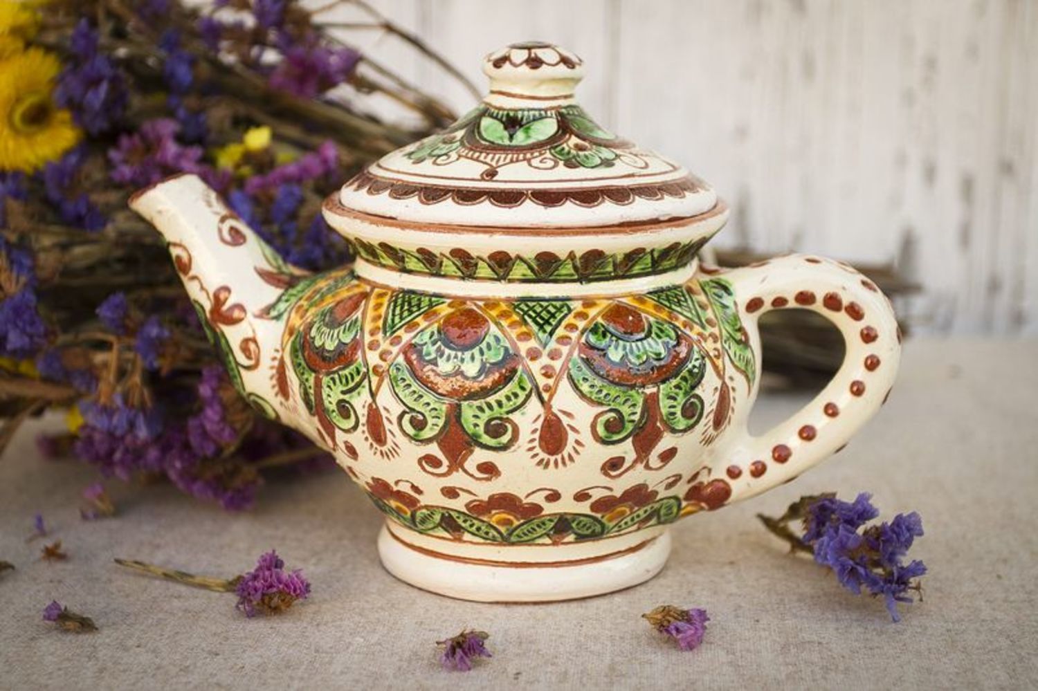 Декоративный керамический чайник  фото 1