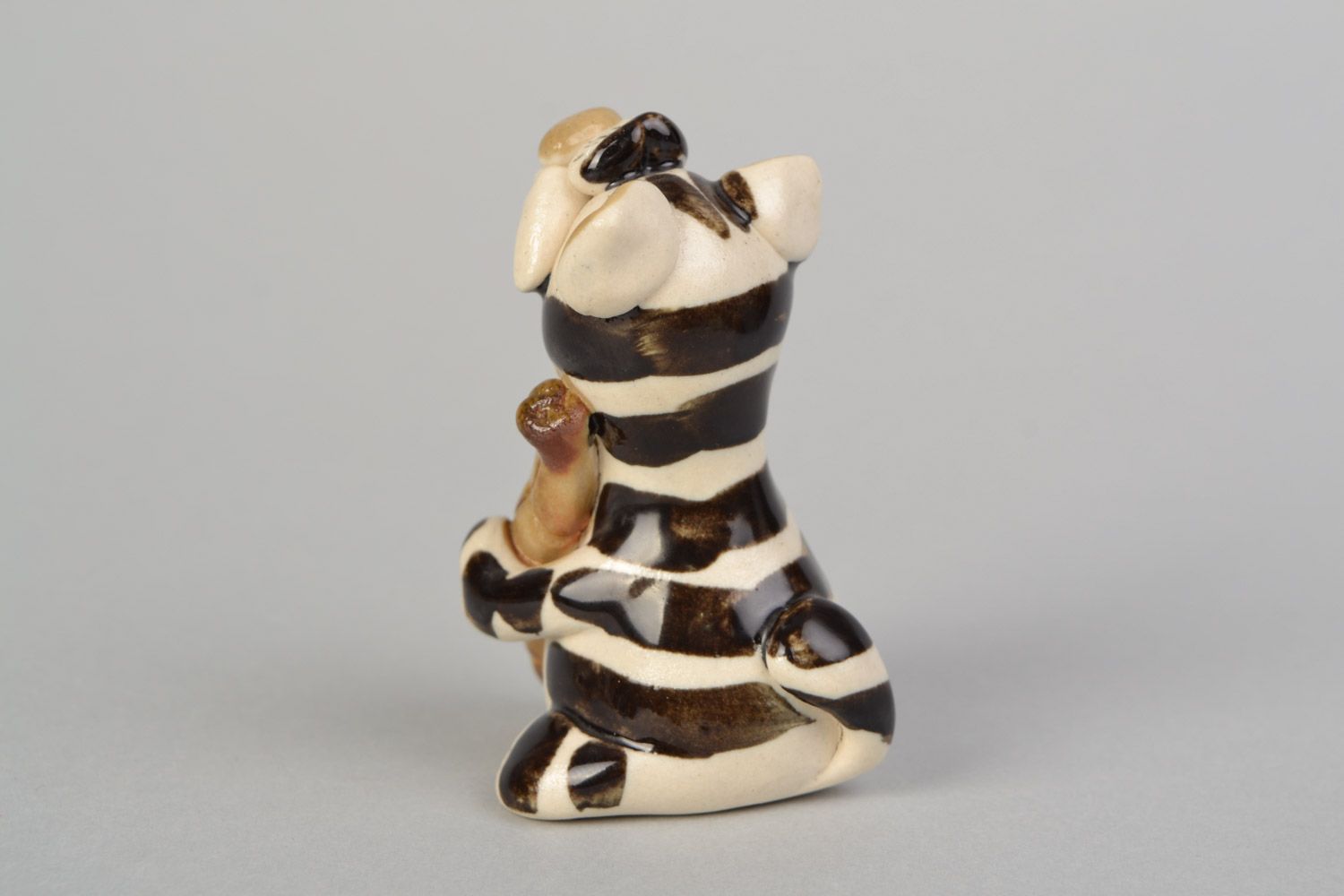 Handmade designer ceramic figurine of kitten with sausage painted with glaze photo 5