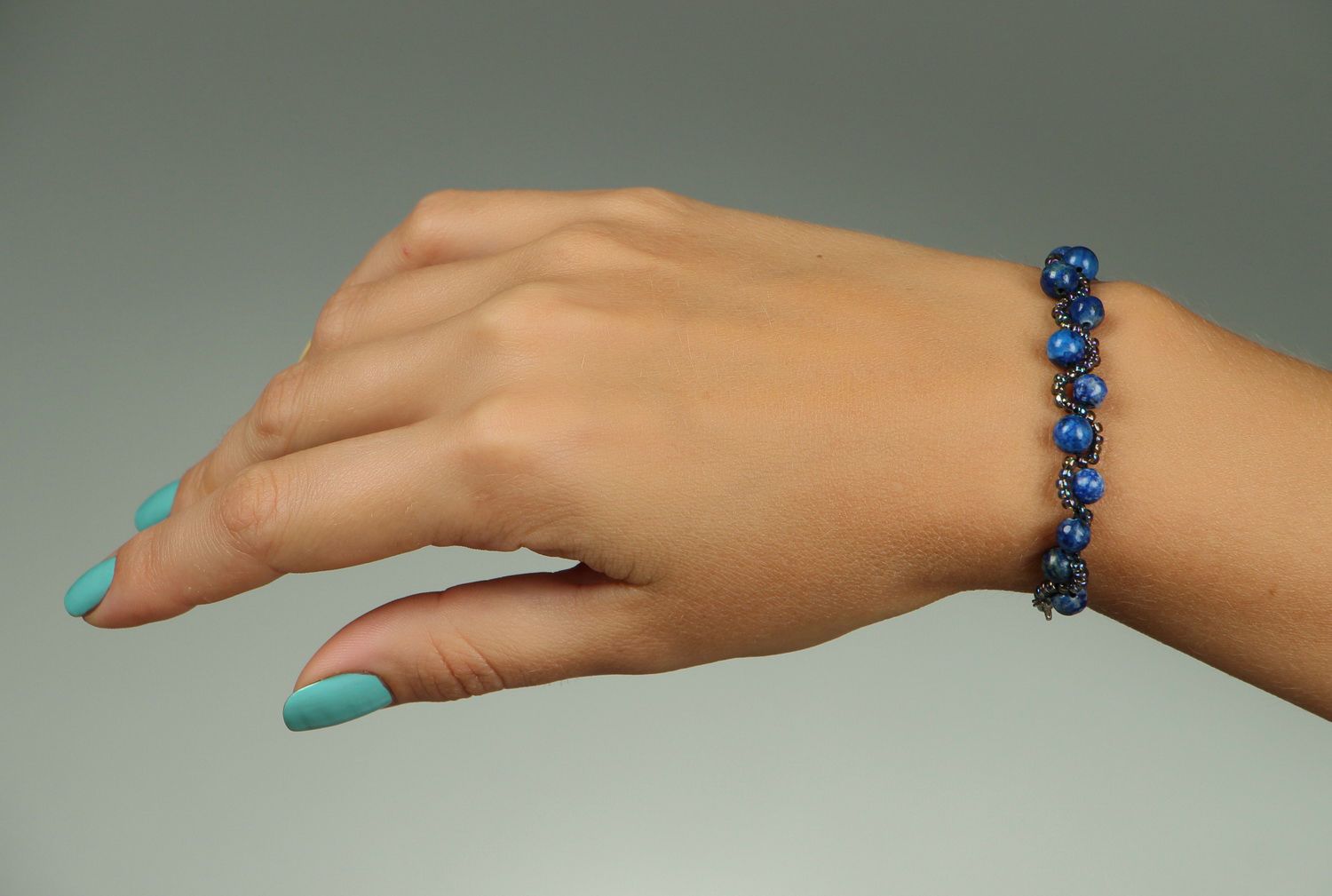 Bracelet with beads and lapis lazuli photo 5