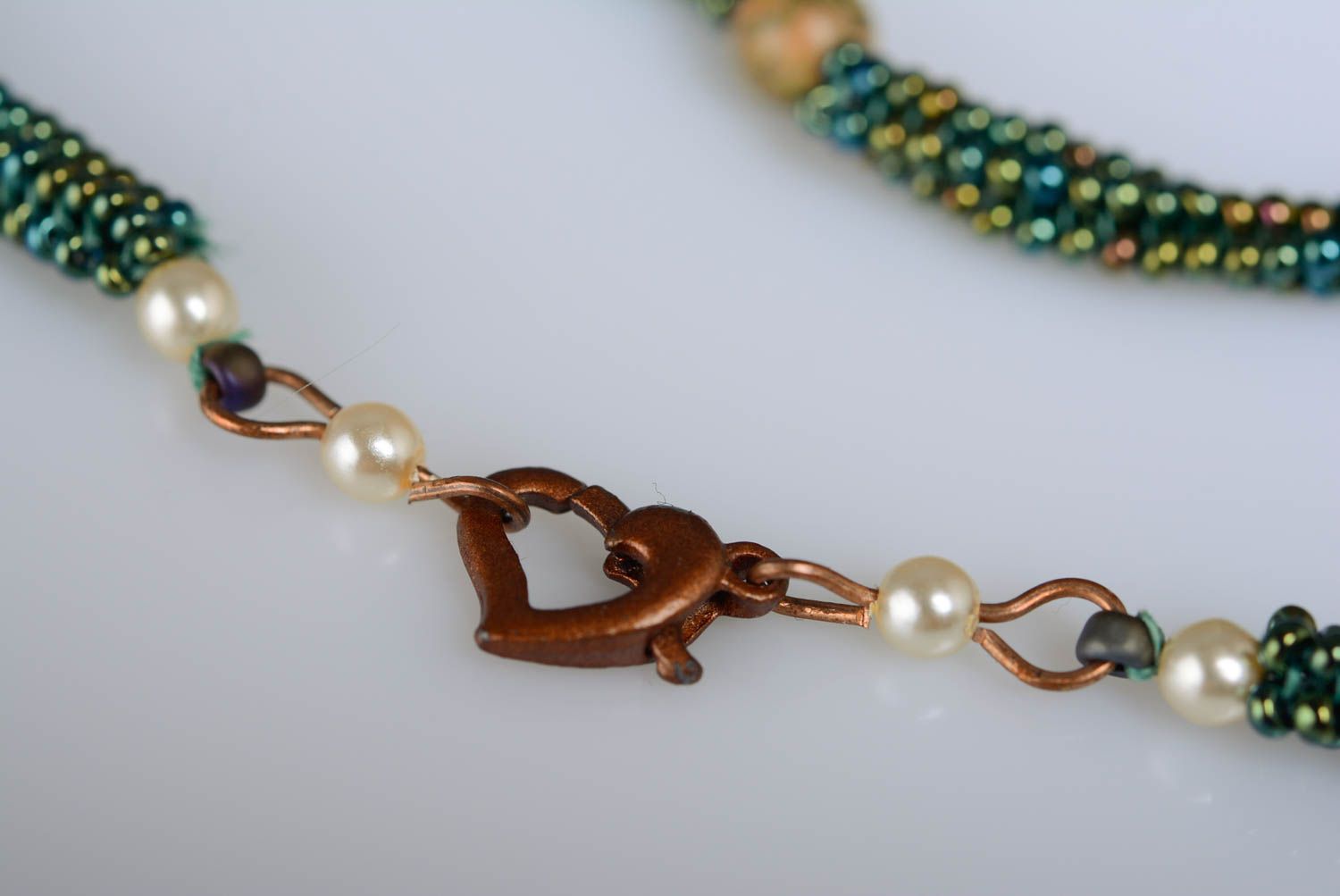 Ensemble de collier et boucles d'oreilles perles rocaille faites main 2 pièces photo 5