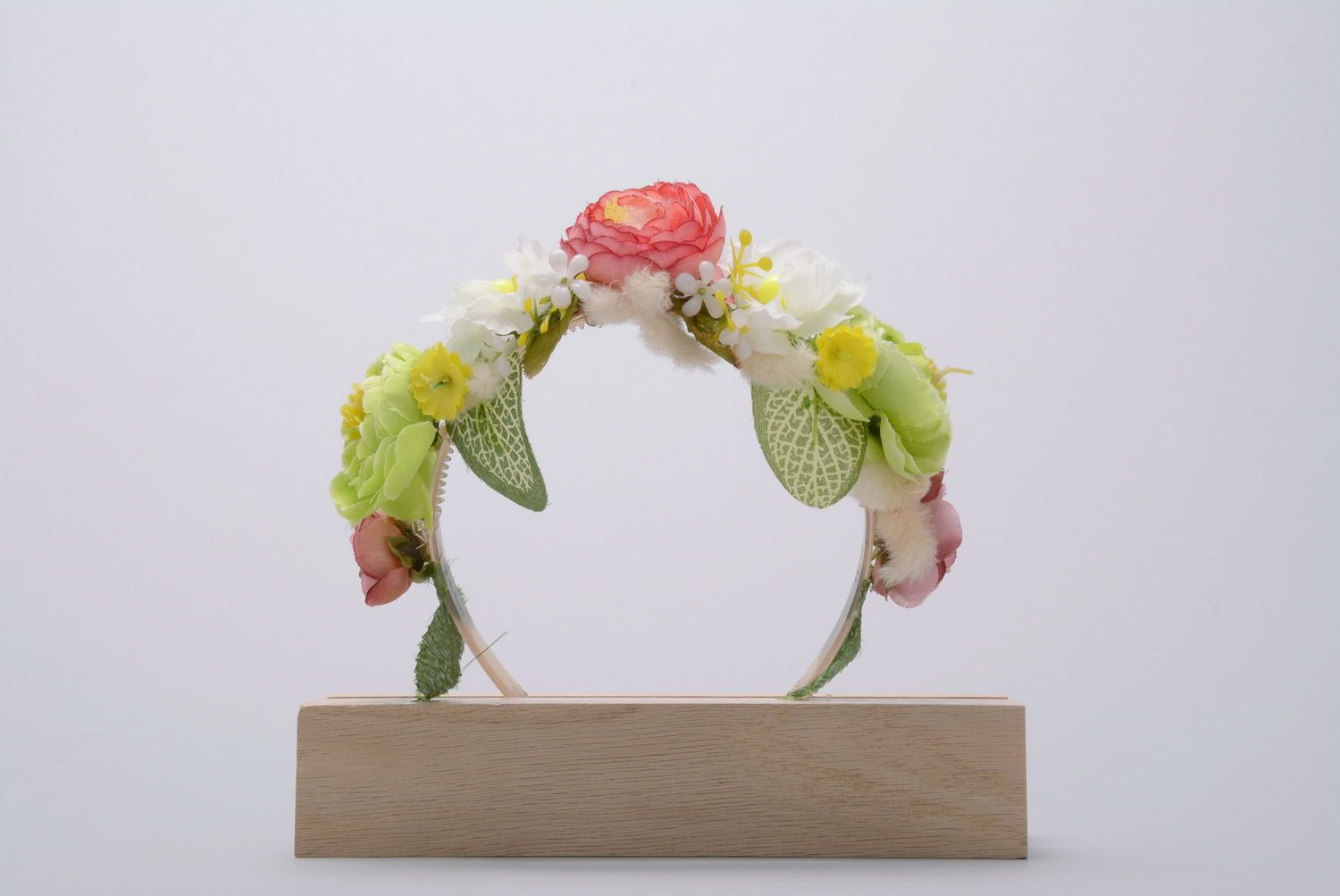 Serre-tête décoré de fleurs en tissu Roses fait main photo 5