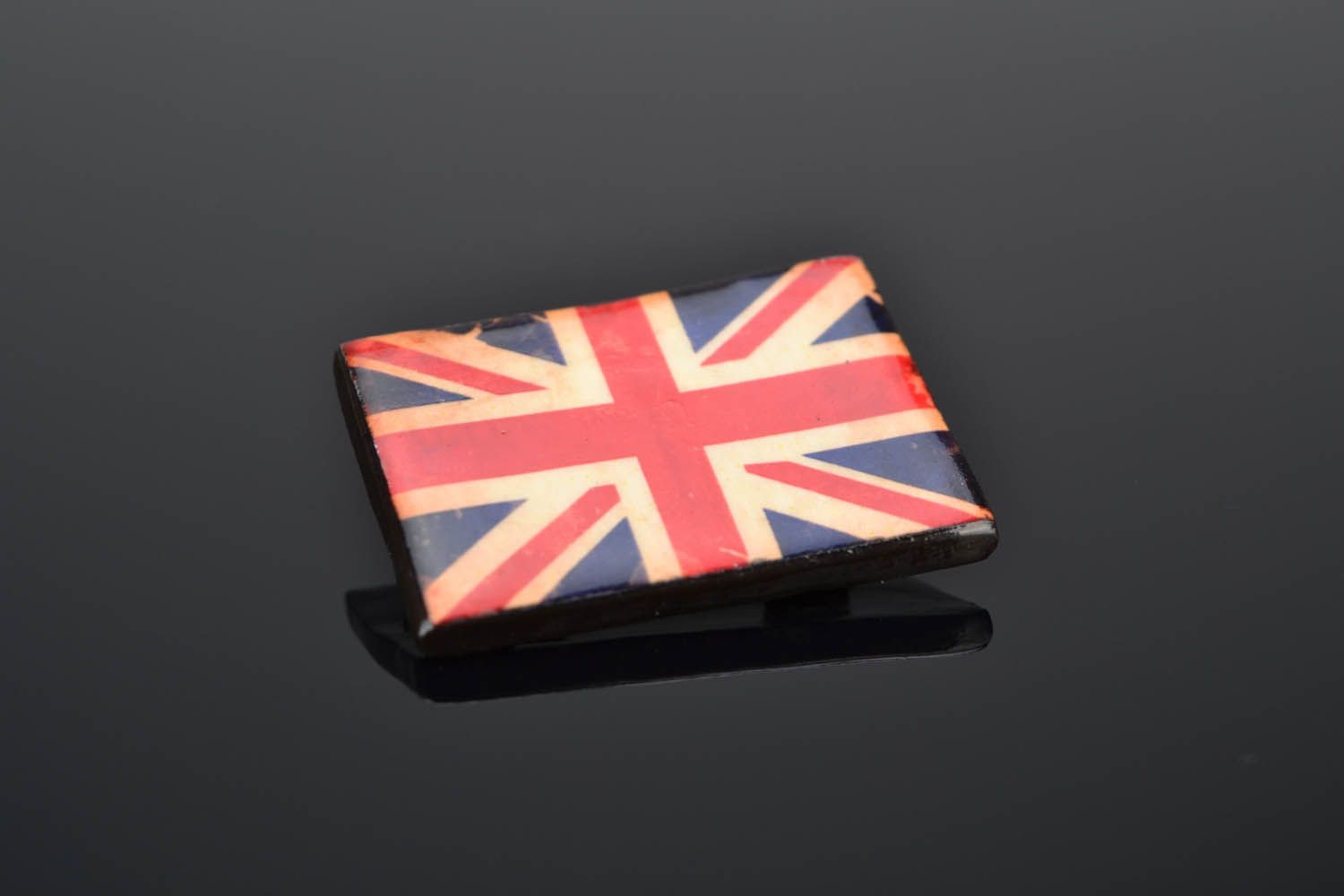 Broche faite main d'argile polymère 'Royaume-Uni' photo 1