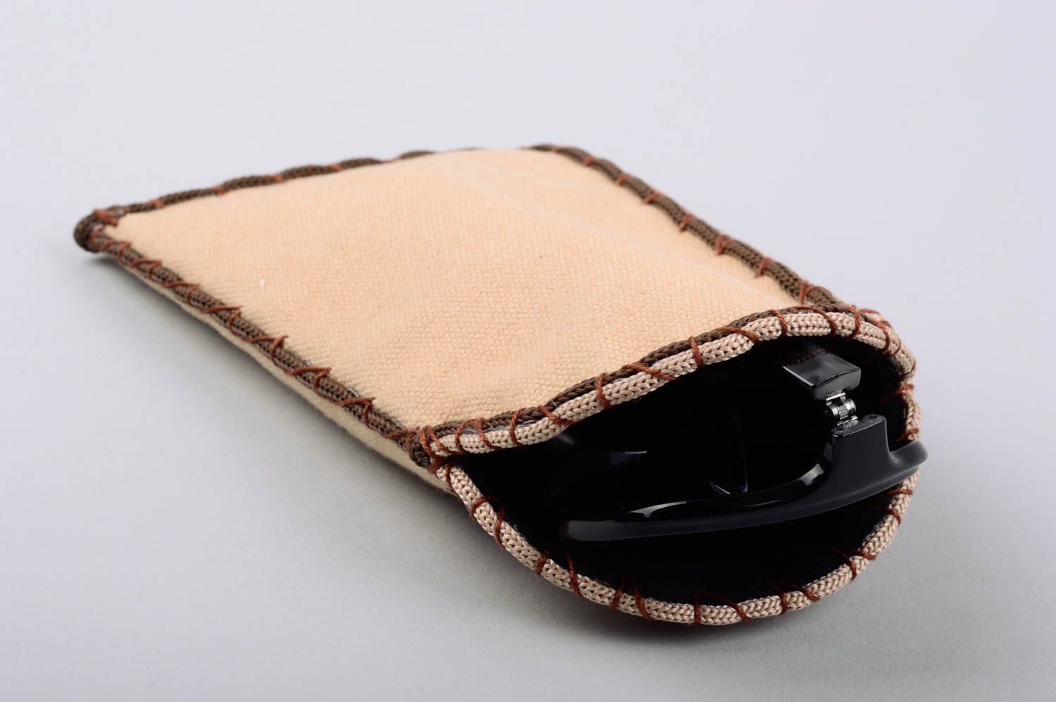 Unusual eyeglass case handmade stylish accessories textile interesting details photo 2