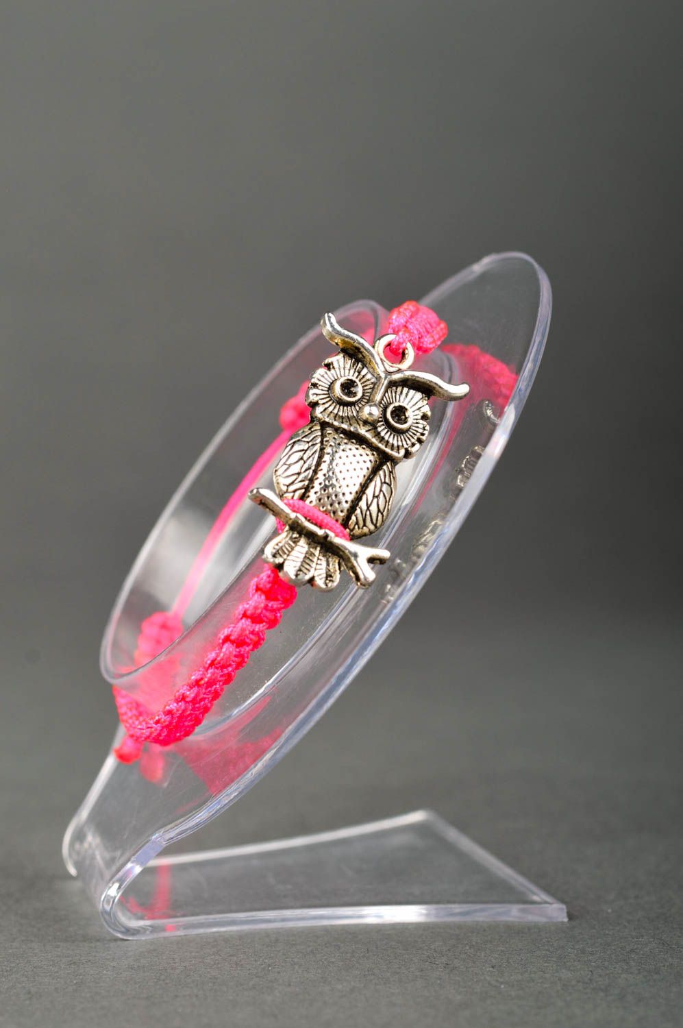 Bracelet tressé rose Bijou fait main avec hibou métallique Cadeau pour femme photo 2