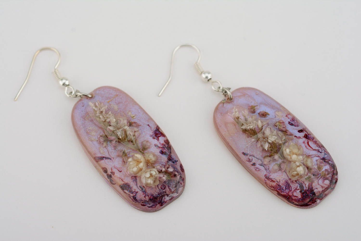 Earrings made of epoxy resin Lilac nacre photo 5