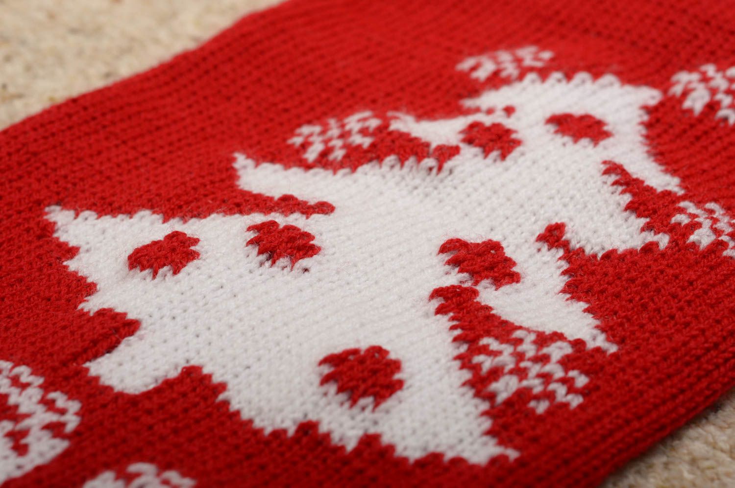 Calcetín de Navidad artesanal tejido decoración navideña elemento decorativo  foto 2