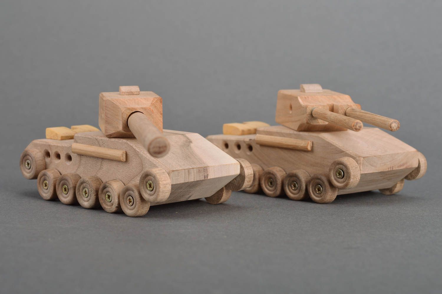 Set of 2 handmade designer children's wooden toy tanks for boys eco photo 2