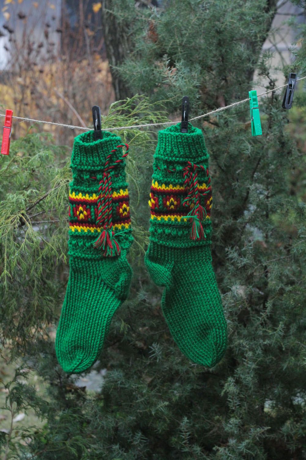 Chaussettes tricotées vertes faites main photo 1