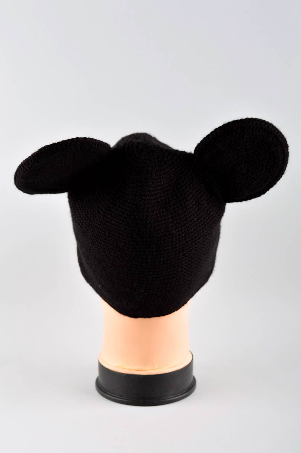 Вязаная шапка ручной работы зимняя шапка черная с ушками красивая шапка фото 3