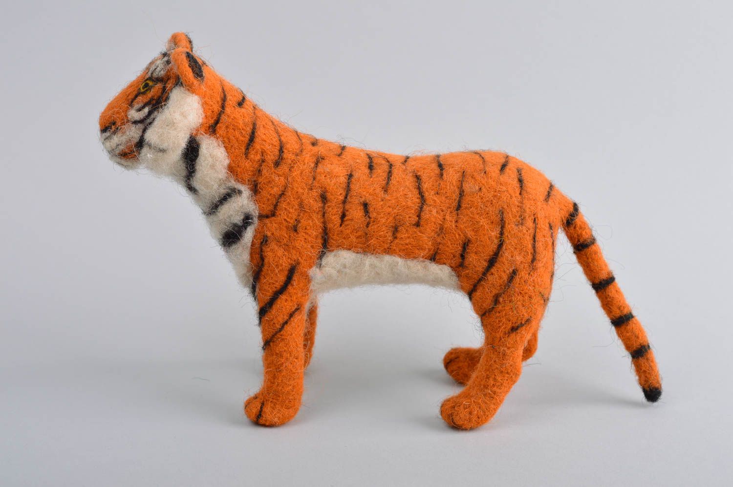Jouet tigre Peluche faite main en laine feutrée originale Cadeau pour enfant photo 3