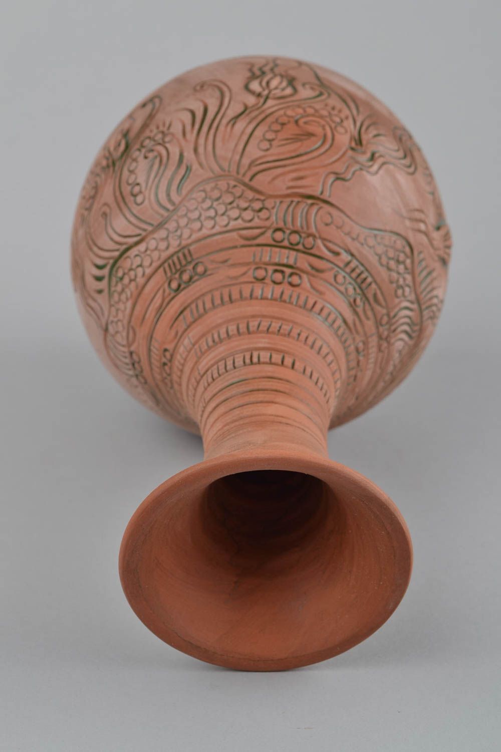 Vase décoratif fait main en argile original brun avec ornement pour fleurs photo 4