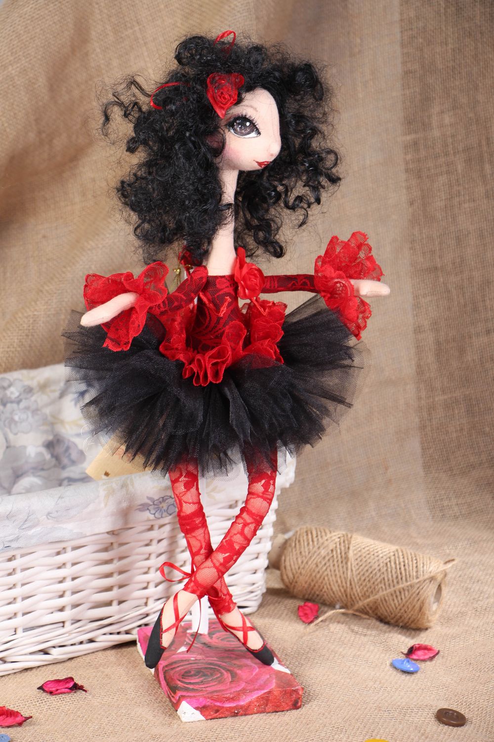 Авторская кукла из ткани на подставке Балерина фото 5