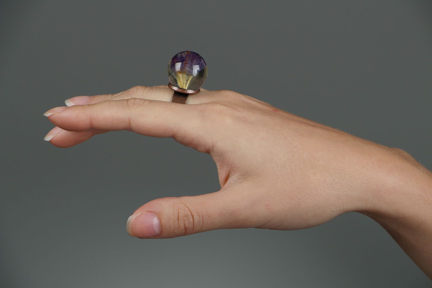 Ring with crocus flower photo 2