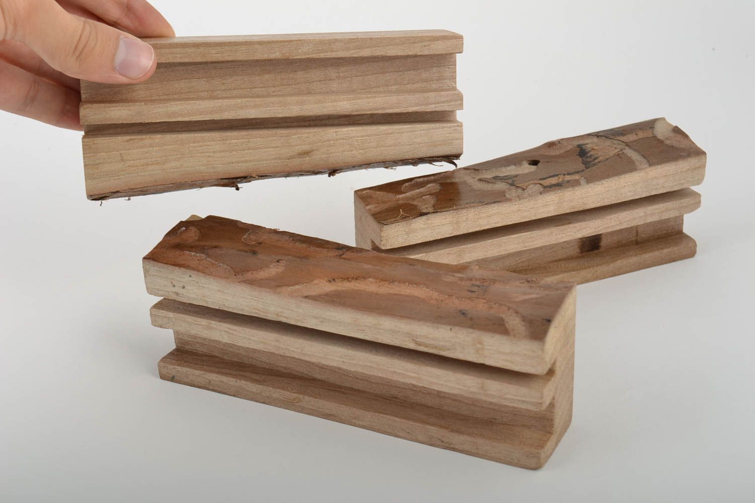 Set of 3 handmade designer brown wooden varnished stylish desk tablet stands photo 5