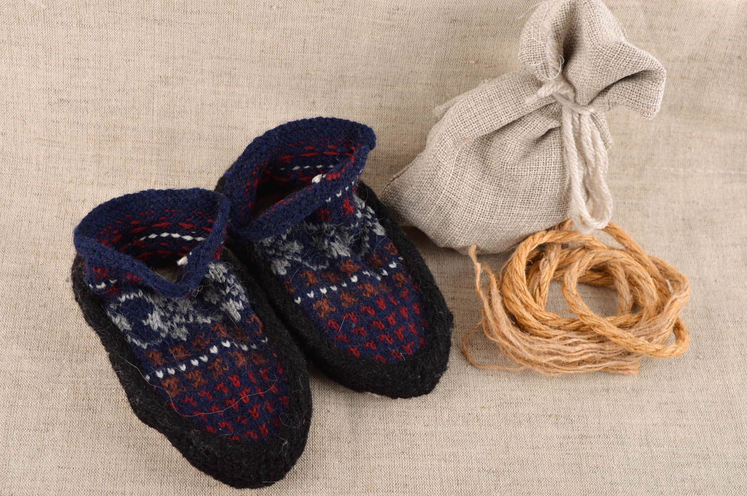Handmade home slippers woolen knitted slippers for children present for baby photo 1