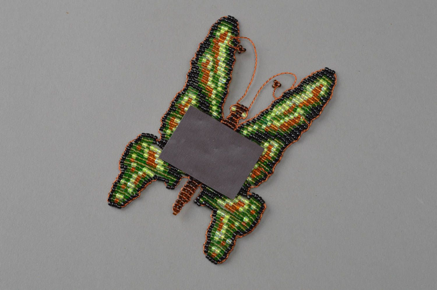 Magnet en perles de rocaille décoratif fait main en forme de papillon vert photo 4