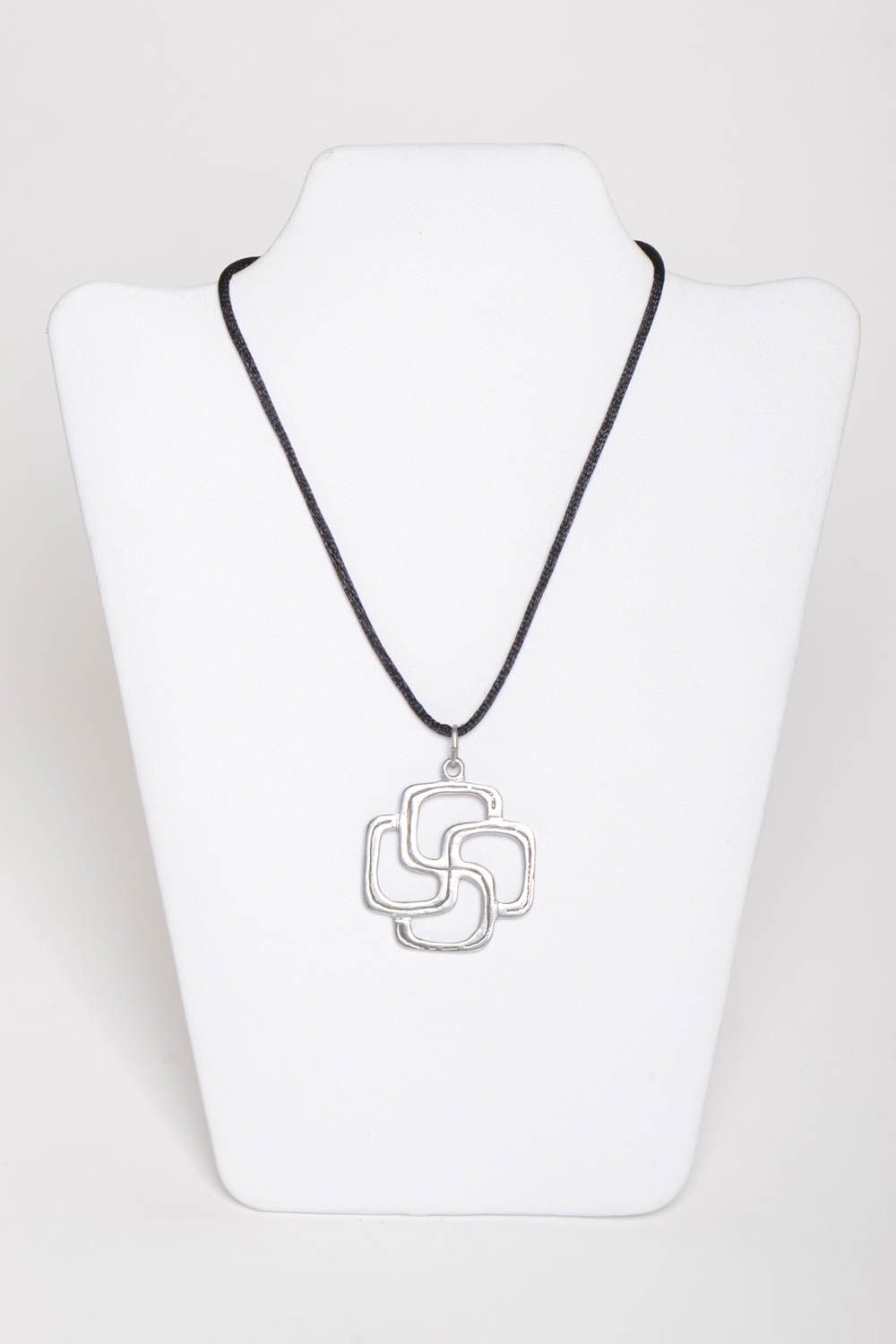 Beautiful handmade metal pendant neck pendant design beautiful jewellery photo 2