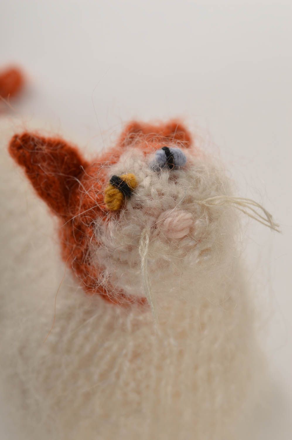 Peluche chat turc de Van Jouet fait main tricoté en mohair Cadeau pour enfant photo 4