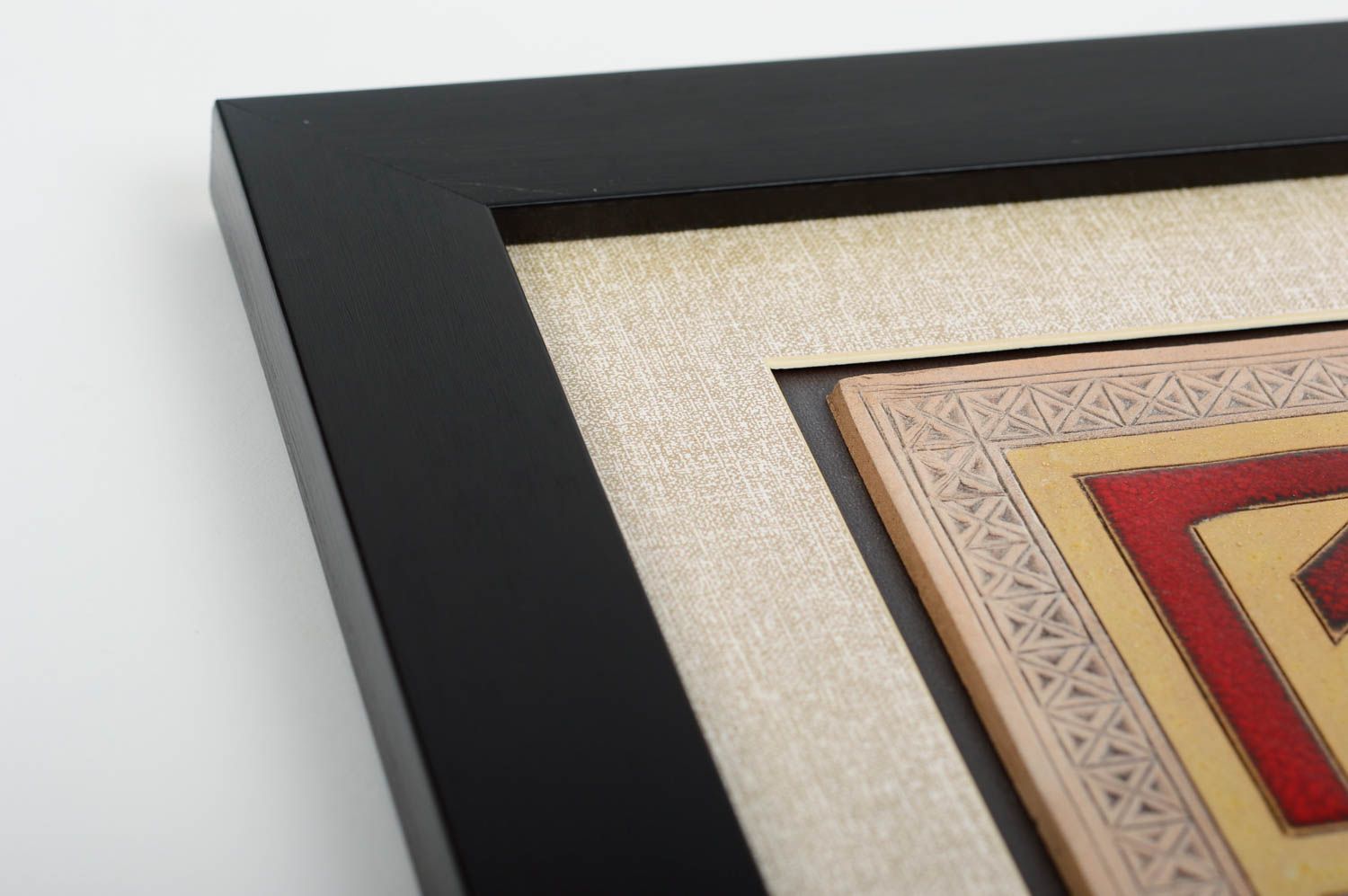 Керамическая плитка в рамке красивое панно на стену декор ручной работы фото 4