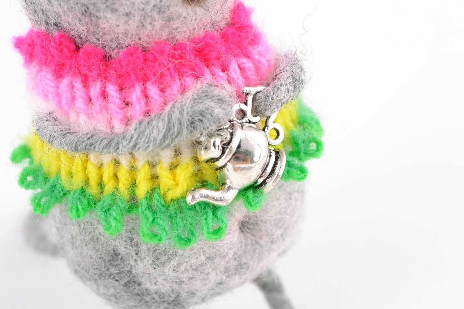 Joli jouet mou fait main en laine naturelle feutrée Souris décoration maison photo 3