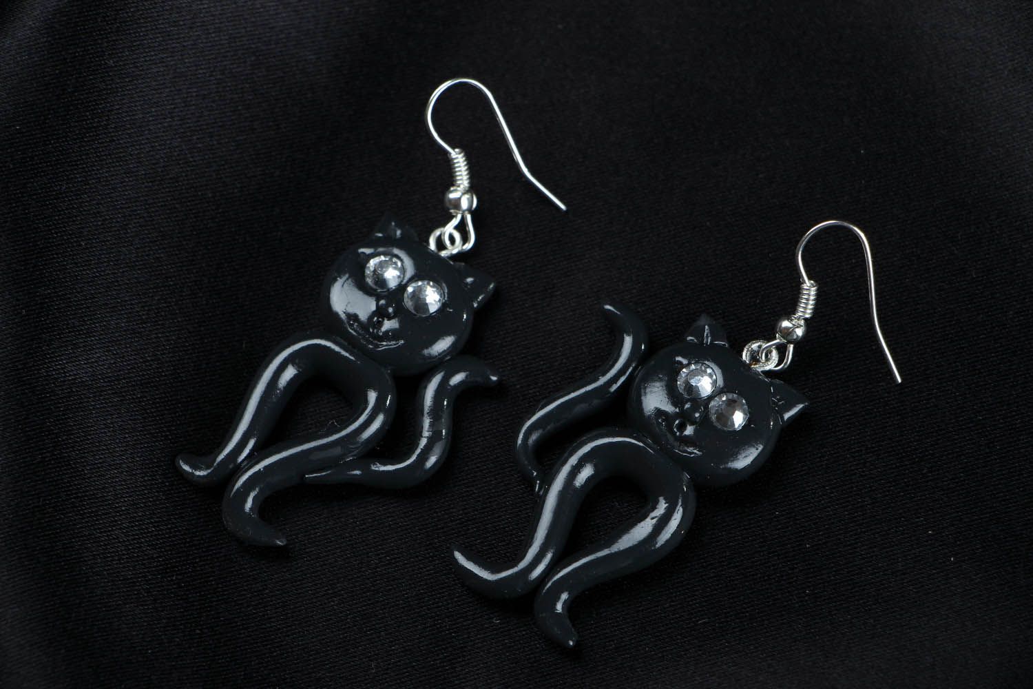 Designer's earrings made of polymer clay photo 1