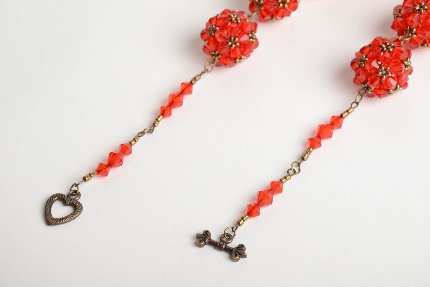 Ожерелье из чешского бисера плетеное крючком ручной работы яркое красное фото 4