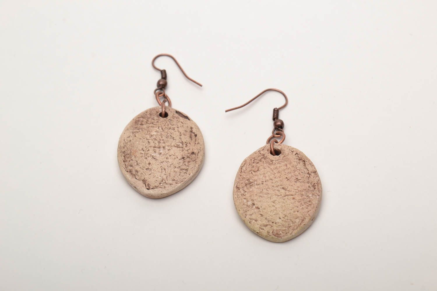 Clay earrings with pattern in ethnic style photo 5