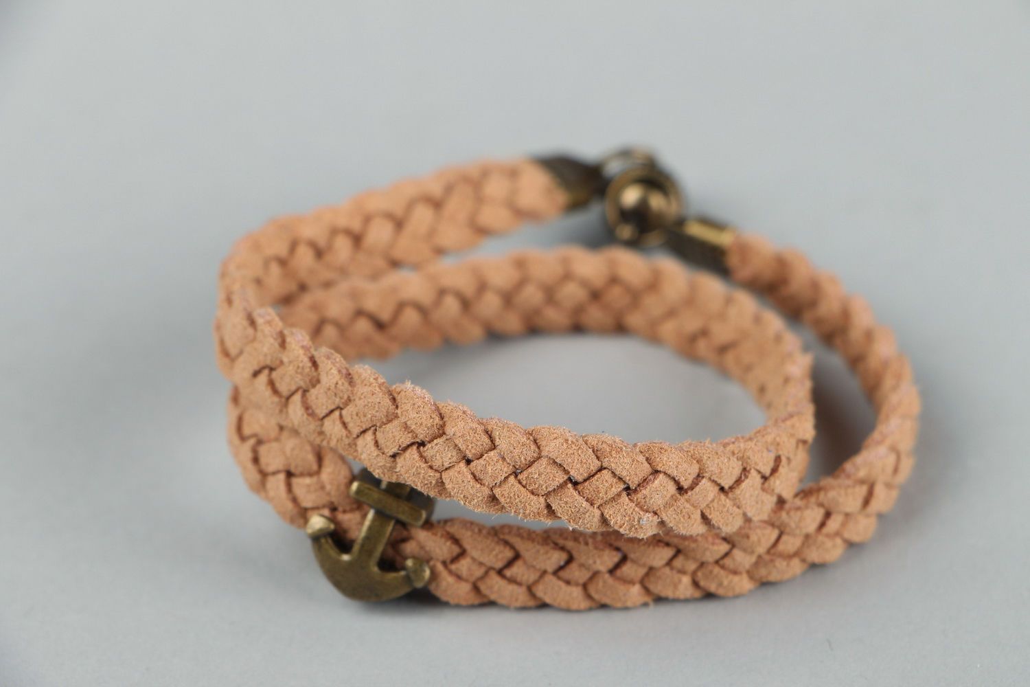 Leather bracelet photo 2